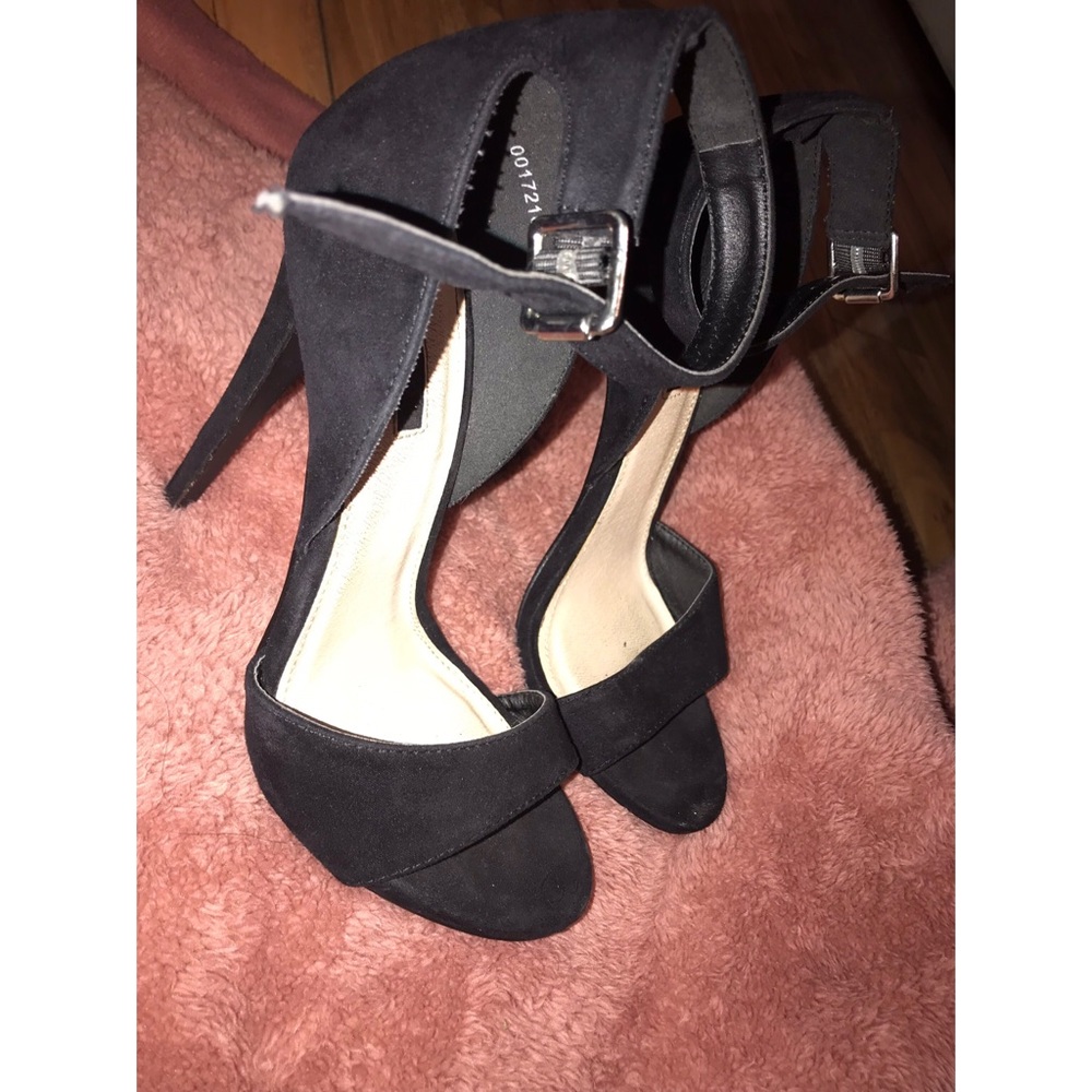 Black heels